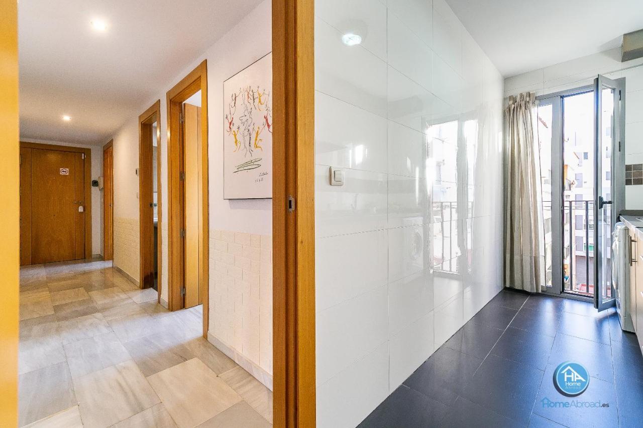 Premium Penthouse With Roof Terrace And Parking In Carlos Haya Málaga Extérieur photo